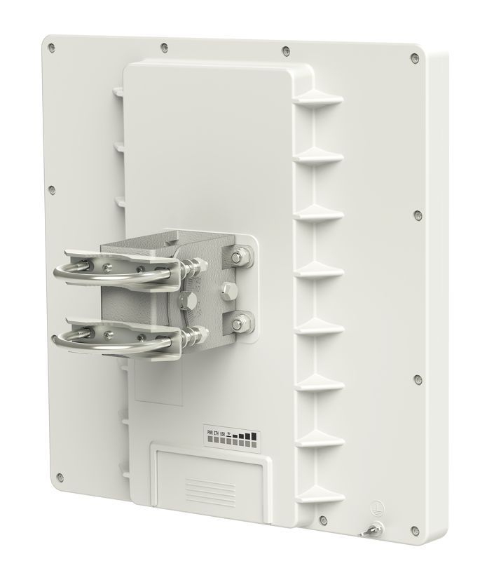 Mikrotik QRT 5 Alb Power over Ethernet (PoE) Suport