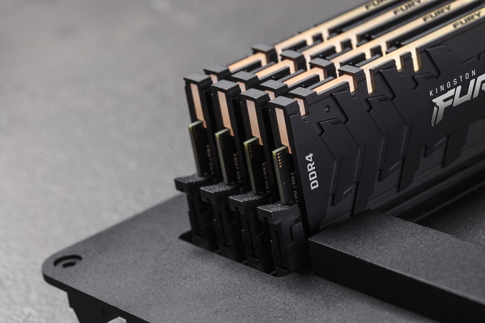 Kingston Technology FURY 16GB 3200MT/s DDR4 CL16 DIMM (Set de 2) Renegade RGB