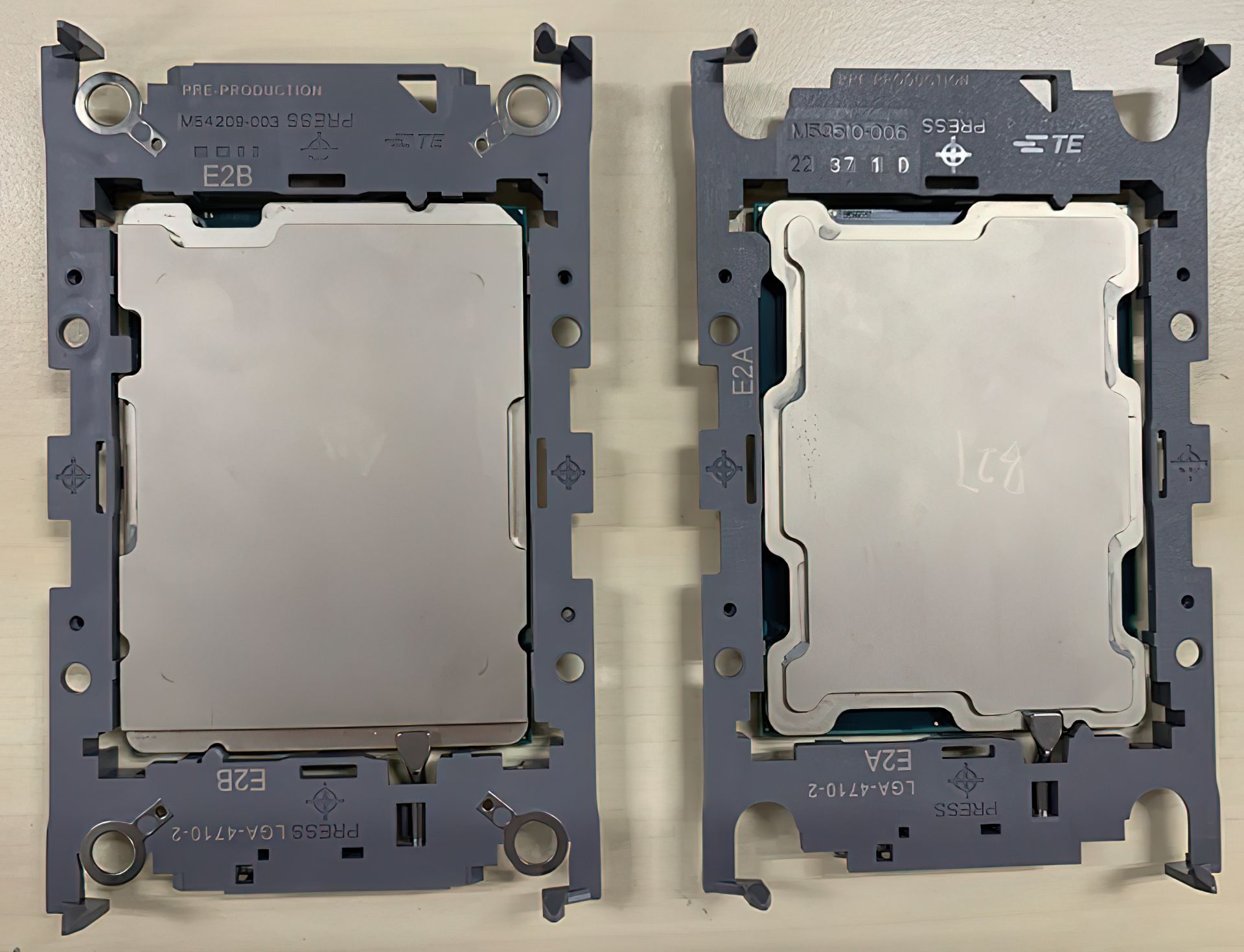 Intel Xeon 6 Bracket E2B socket 4710